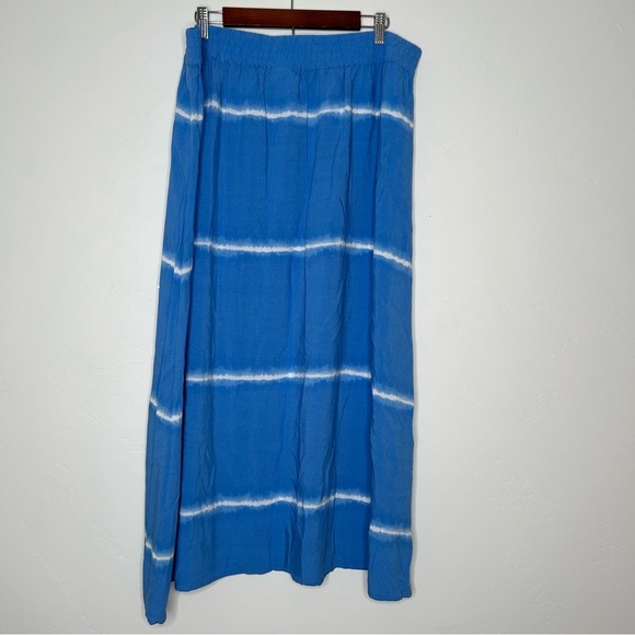 NWOT Chicos Blue White Tie-Dye Stripe Maxi Skirt Size 3 Women's Size XL 16 - Picture 2 of 8